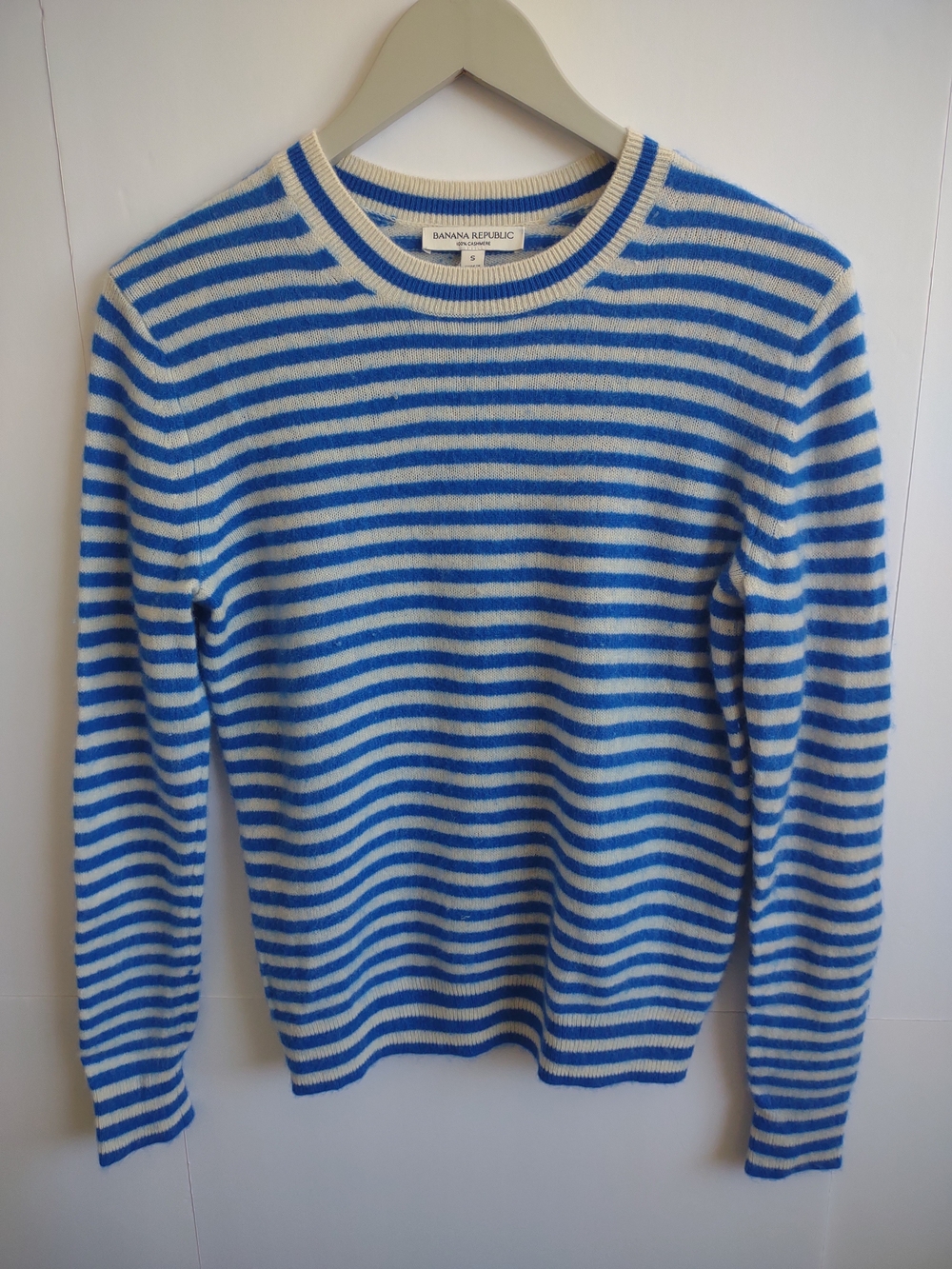 Banana Republic Blue and White Striped Crewneck Cashmere Sweater